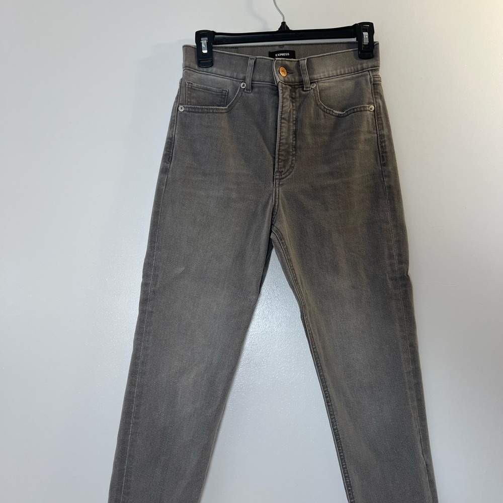 Express Mom Jeans Grey